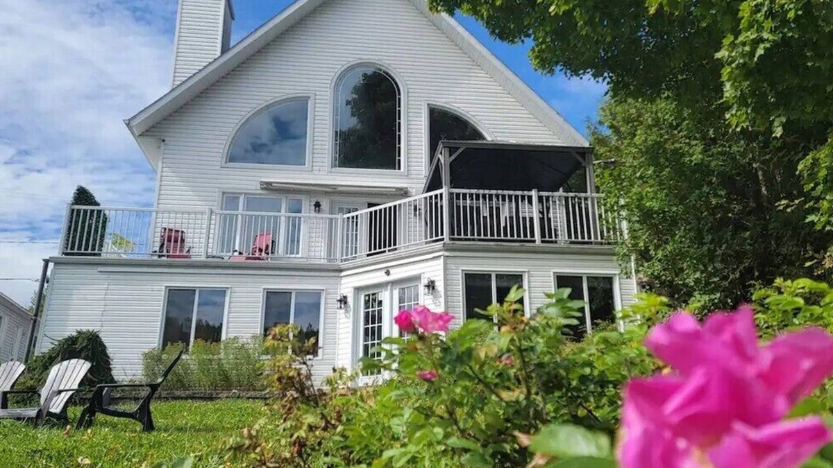 Mauricie Ski Chalet | La Dolce Vita - Home away from home