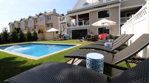 Cape May House | La Dolce Villa - 5 Bedroom Home With Heated Pool!