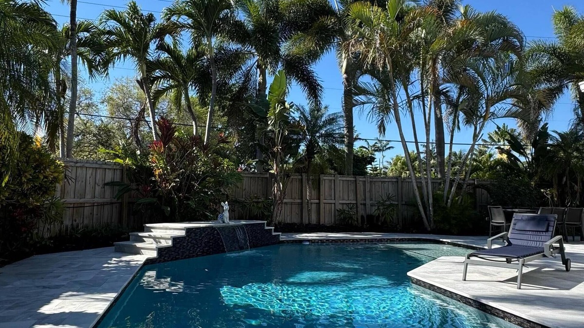 Poinsettia Heights House | La Dolce Villa - Family-Friendly 3BR Pool Home in Quiet Neighborhood
