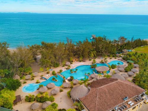 Tela Resort | La Ensenada Beach Resort