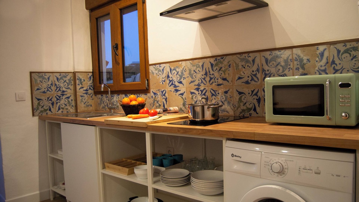 La Zubia Apartment | La Ermita. In the center of La Zubia 5 min. from Granada and the Alhambra!