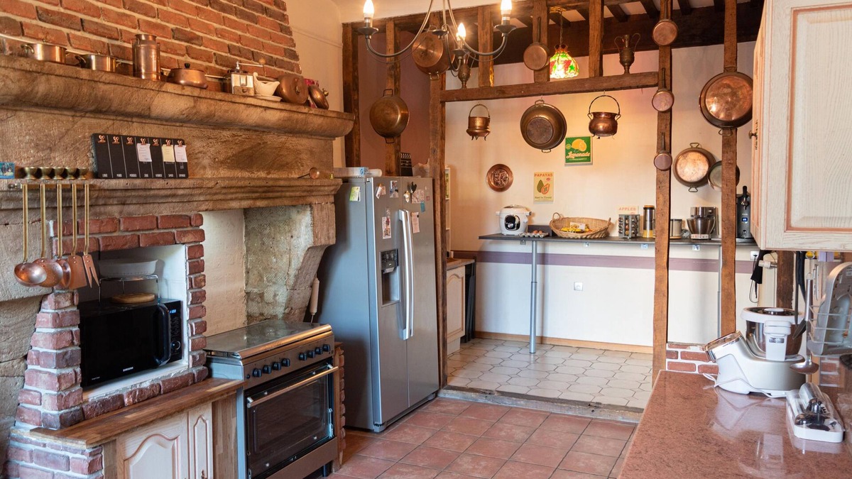 Chatel-sur-Moselle House | La Fée Maison