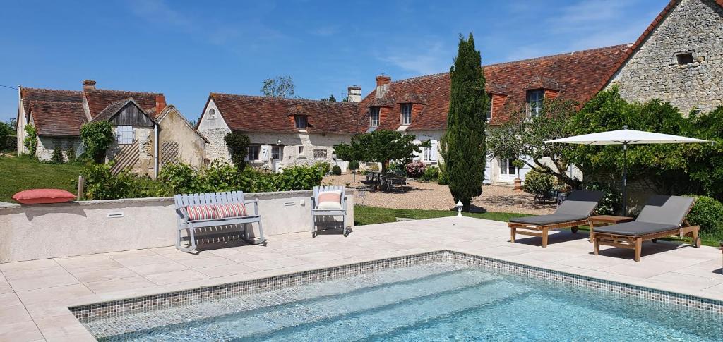 Cussay Bed & Breakfast | La Ferme Blanche