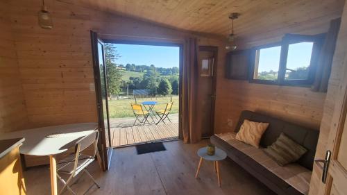 Saint-Gilles-du-Mene House | La ferme de beau soleil Gîte et cabanes