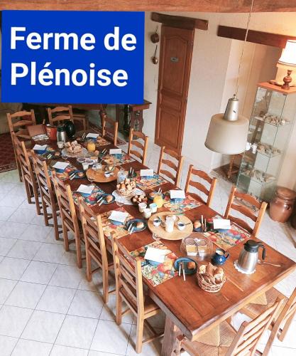 Chene-Arnoult House | La Ferme de Plénoise Chambre & Table d'hôtes