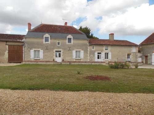 Braslou Bed & Breakfast | La Ferme Du Luc