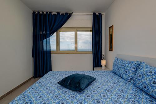 Casa Santa House | La finestra sul mare Erice beach