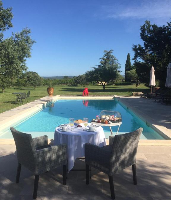Blauzac Bed & Breakfast | La Fontaine des Oliviers