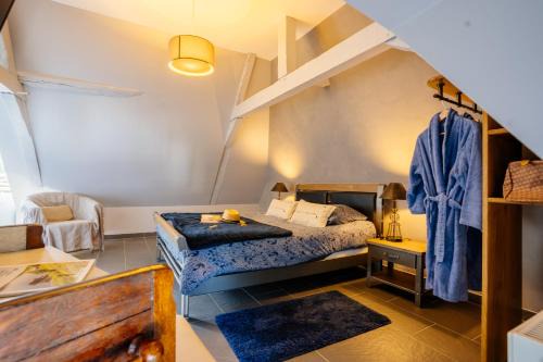 Saint-Quentin-les-Anges House | La Forcerie maison d'hôtes et spa
