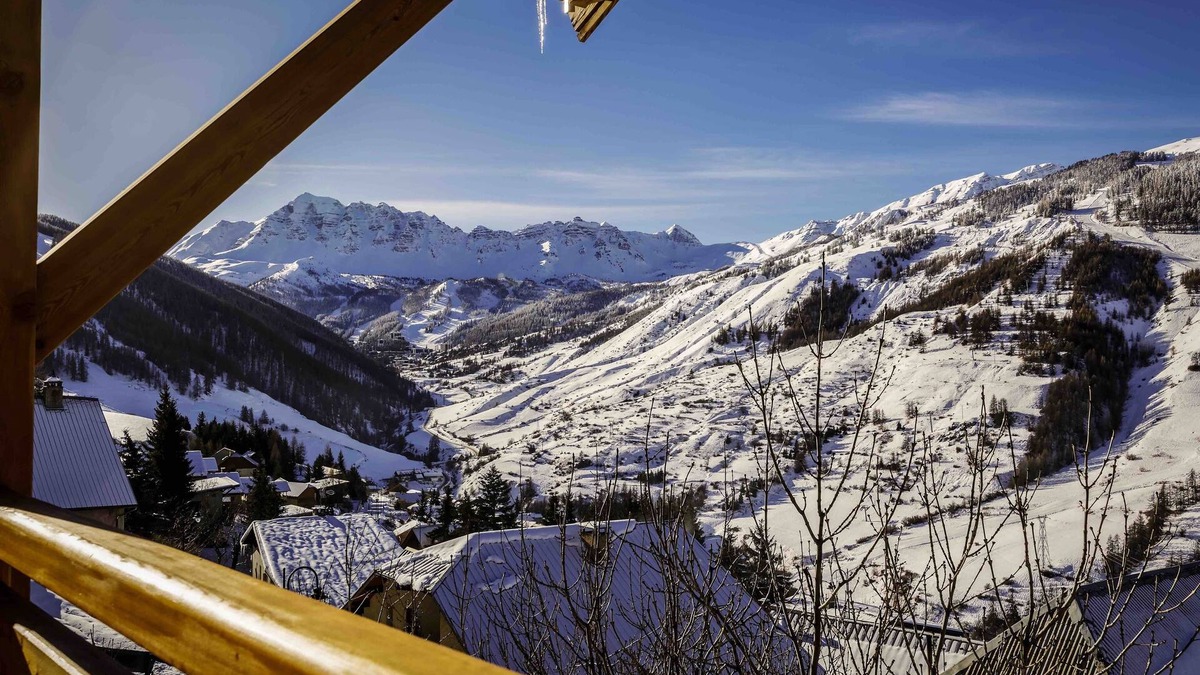 Vars Ski Chalet | La forge, charming chalet in the heart of Sainte Catherine