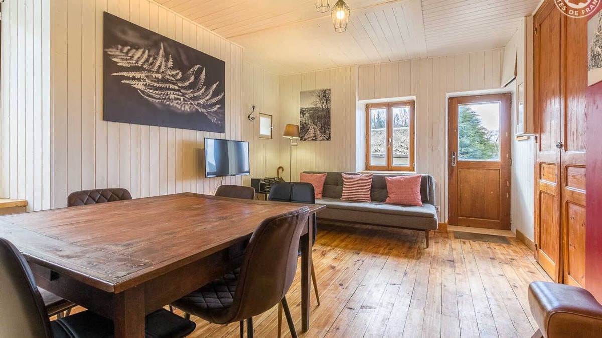 Thoiry House | LA Fougere - Thoiry - Gîte