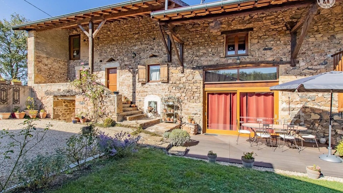 Bourgvilain House | la Framboisine - Bourgvilain