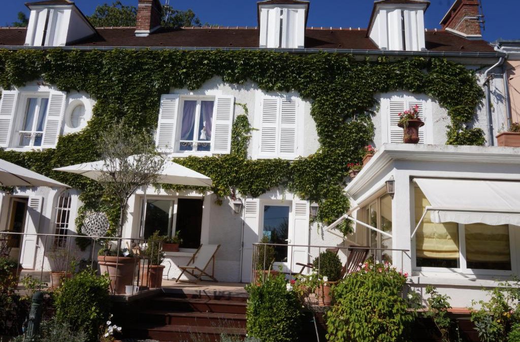 Feucherolles House | La Gallina Bianca