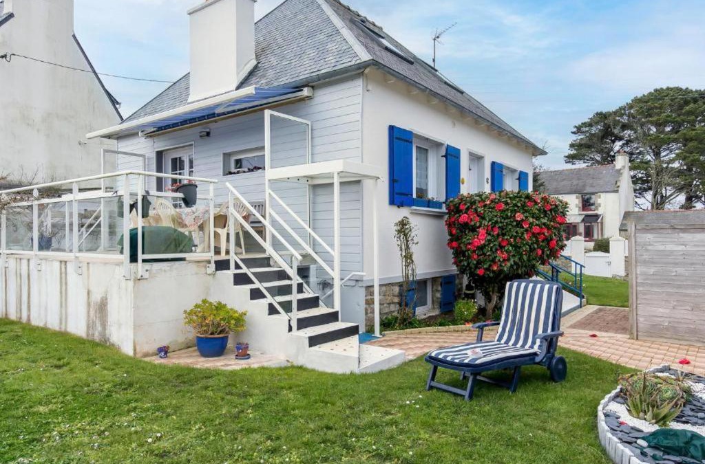 Lampaul-Plouarzel House | La Glycine