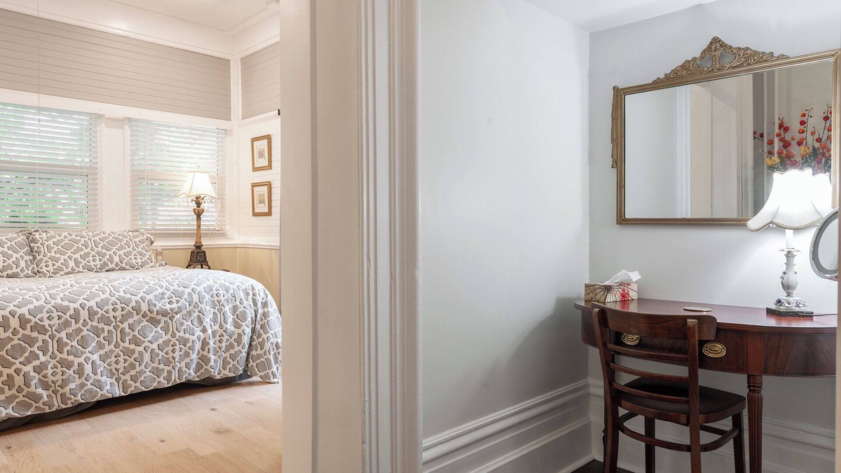 Stratford Apartment | La Grande Chambre Stone Maiden Inn