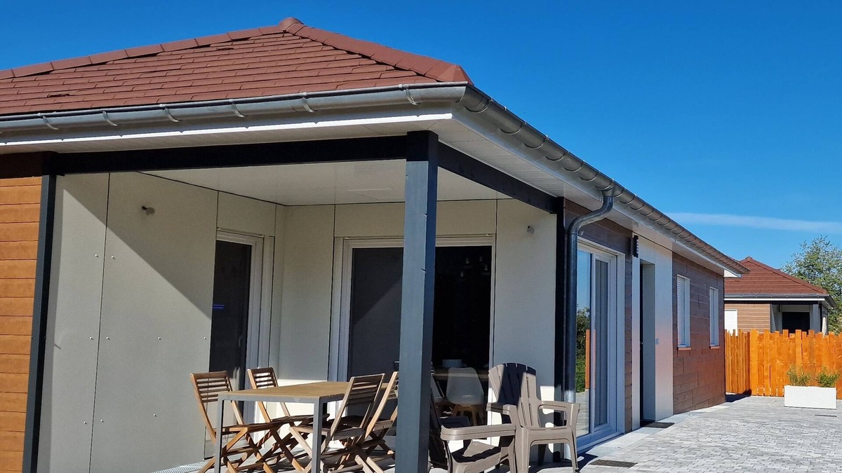 Chassagne-Saint-Denis House | La Grande Campagne d'Ornans