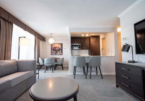 Downtown Vancouver Hotel | La Grande Residence at the Sutton Place Hotel