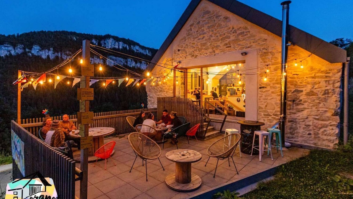 Engins Hotel | La Grange à Gaby