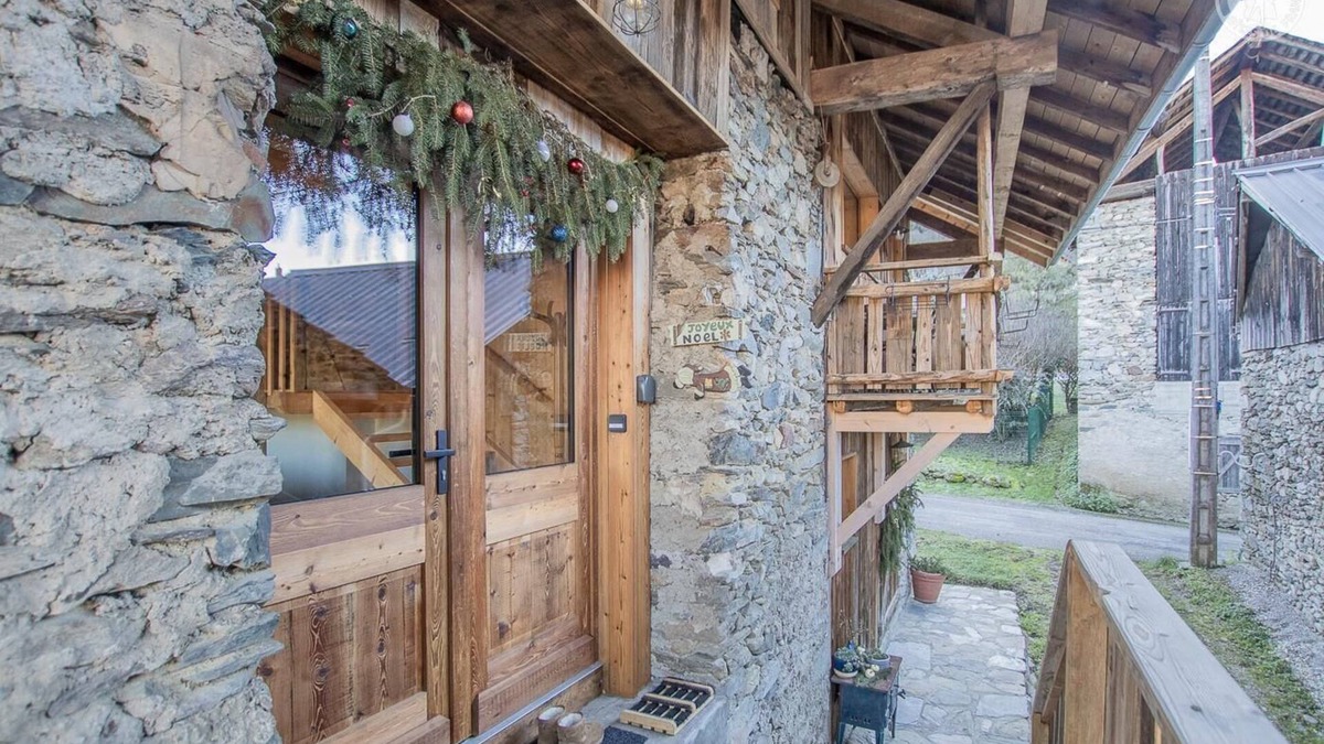 Le Verneil House | LA Grange A Gustave - LE Verneil