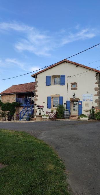 Yvrac-et-Malleyrand Bed & Breakfast | La Grange de Champagnac