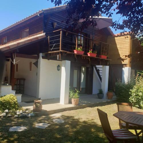 Losse House | La GRANGE de MOMBEL