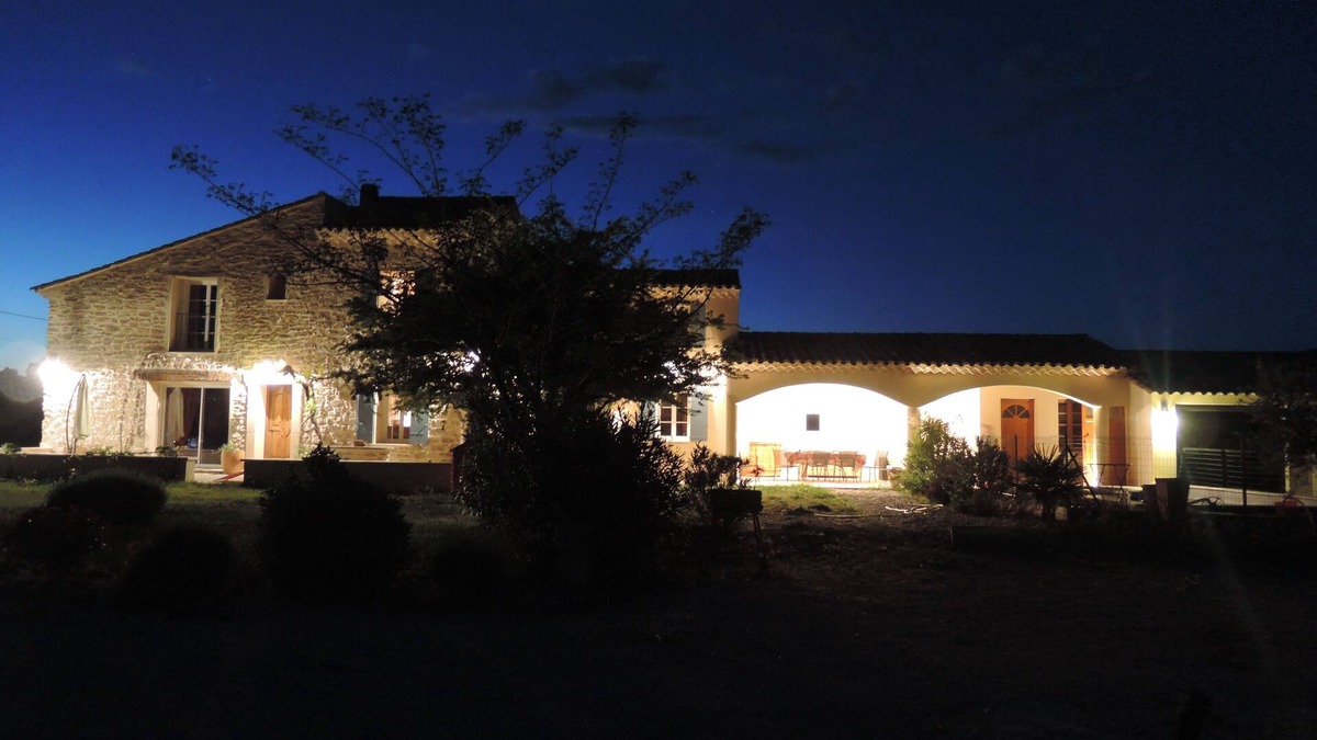 Beaumes-de-Venise Villa | LA GRANGE Mas Provencal 4bedrooms - 4 bathrooms - 3WC