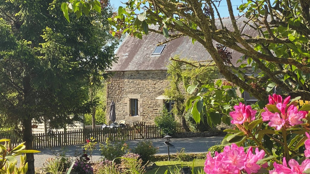 Langoat House | La grange Romarin - The Pil Bara barns