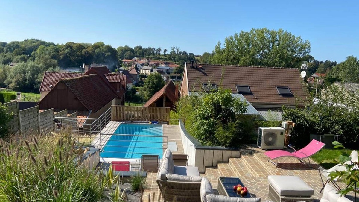 Miannay House | La Grange Thiebault in the Sommebay, is ideal for families or groups of friends.