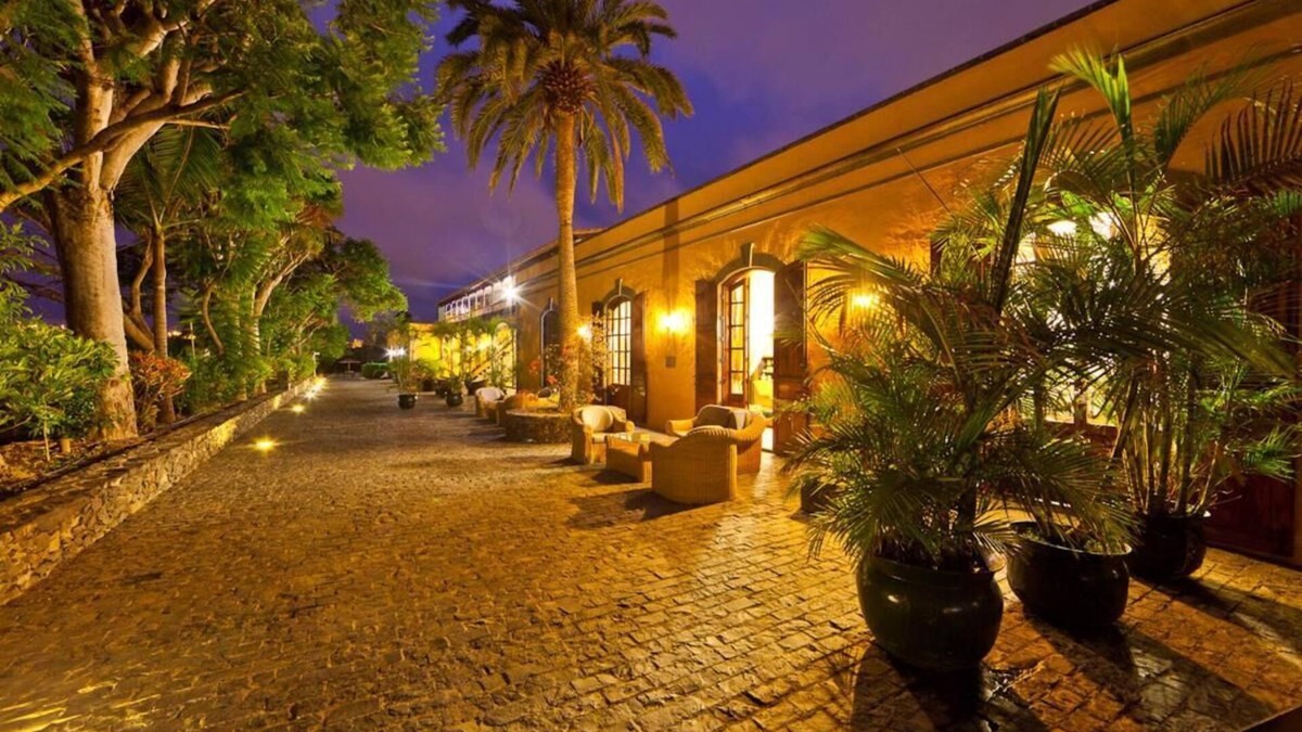 Arucas Hotel | La Hacienda Del Buen Suceso