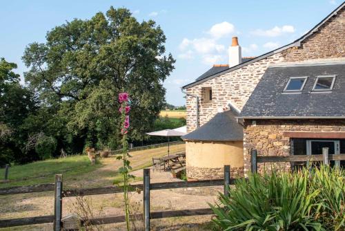 Saint-Malon-sur-Mel Bed & Breakfast | La Hulotte