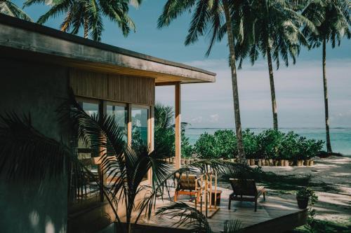 Mentawai Islands Villa | La Isla Mentawai - Private Boutique Villas & Surf Sanctuary