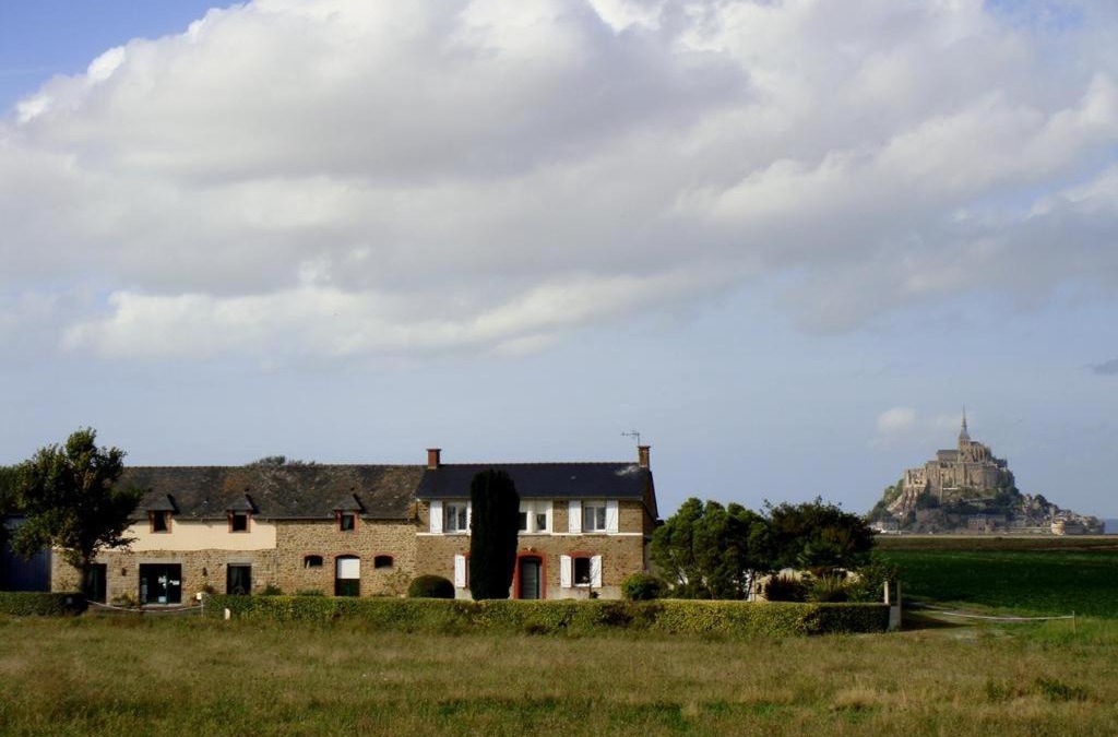 Pontorson Bed & Breakfast | La Jacotière
