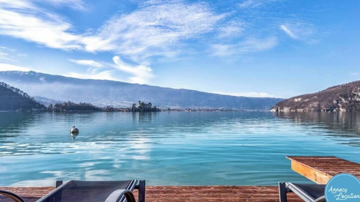 Rovagny Villa | La Lézardière: Lakefront House on Lake Annecy