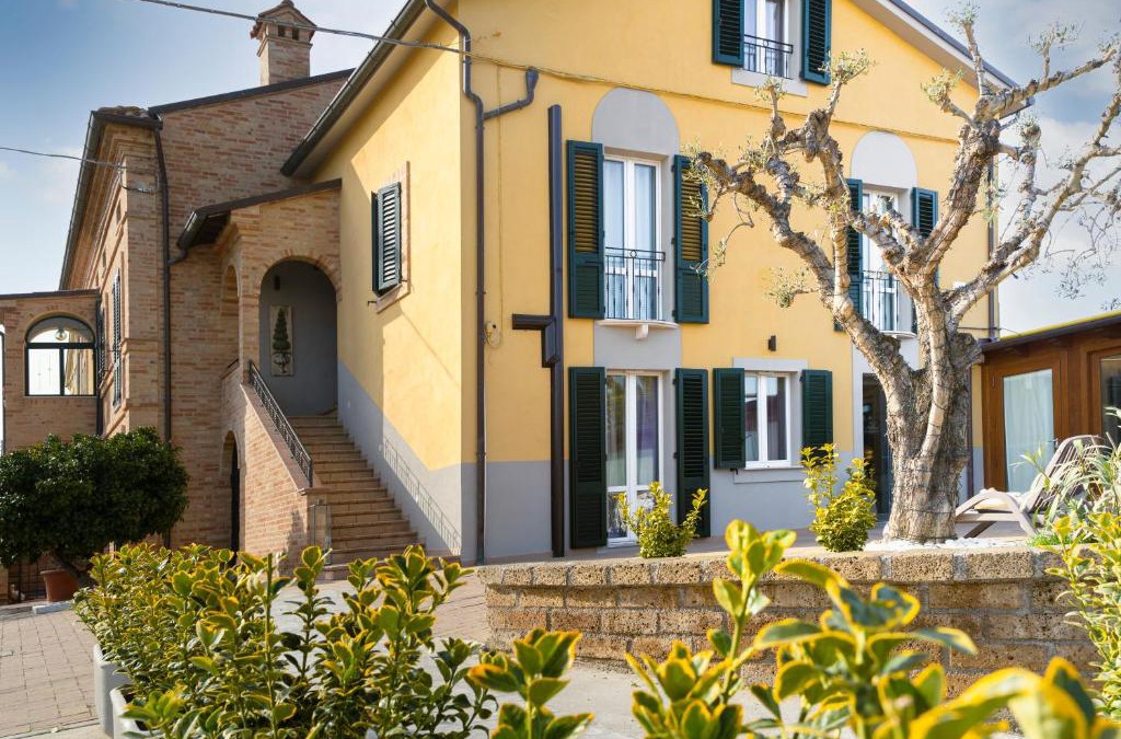 Civitanova Marche Hotel | La Locanda dei Cavalieri Country House