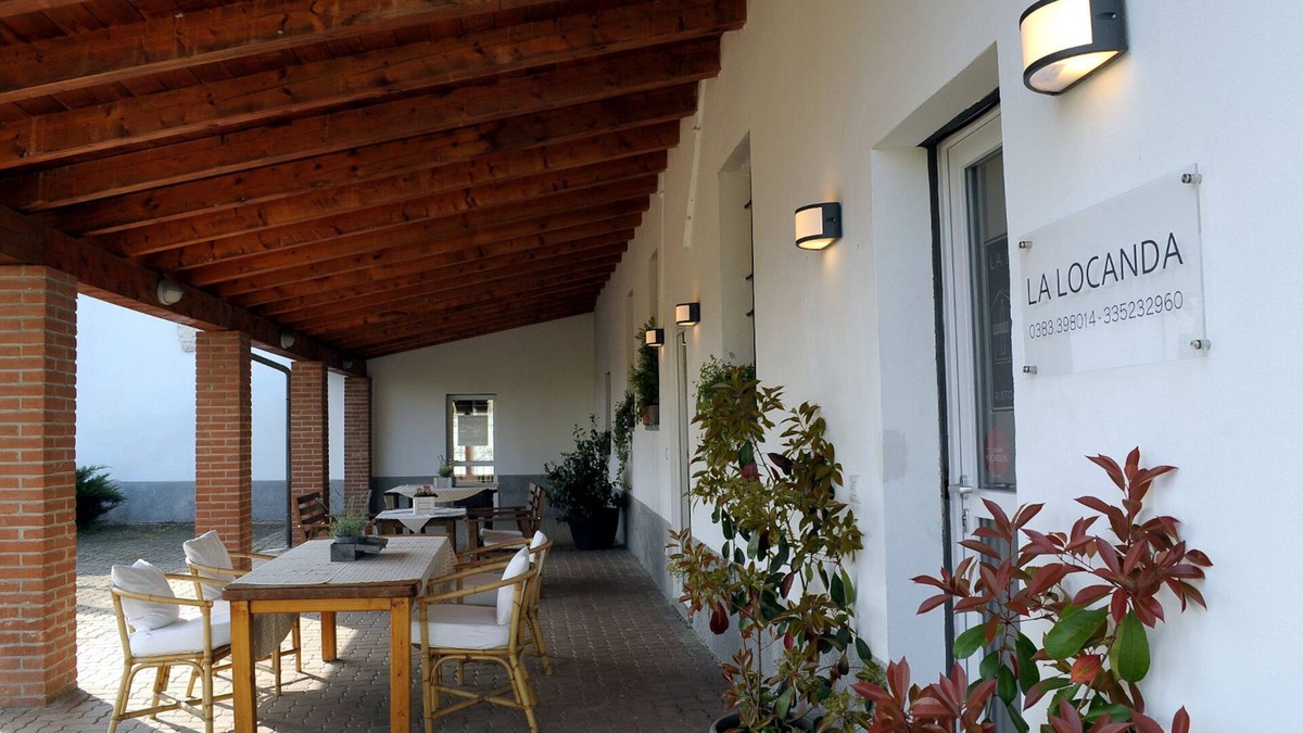 Calvignano Hotel | La Locanda di Calvignano