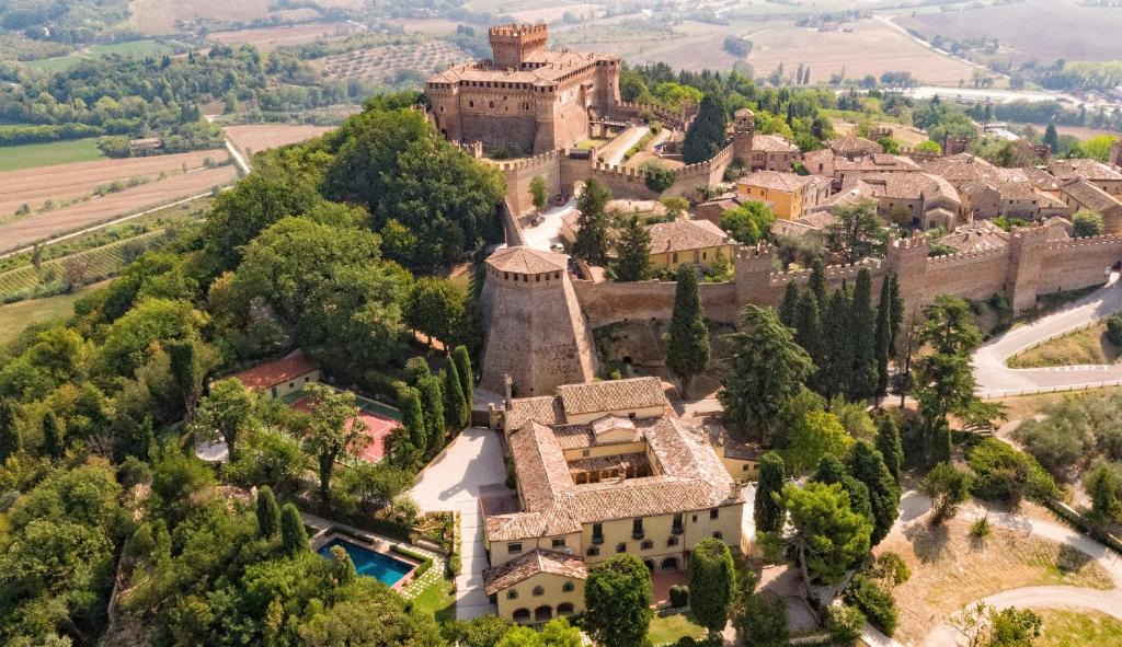 Gradara Hotel | La Loggia Historic Resort