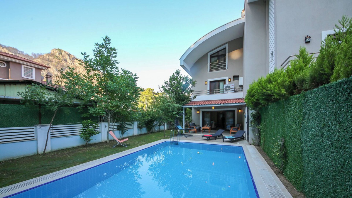 Icmeler Villa | La Luna Daily Weekly Rentals