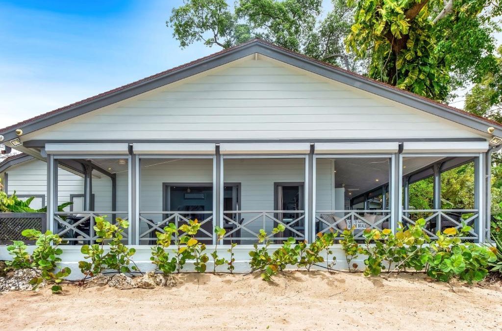 Gibbs Bay Villa | La Lune