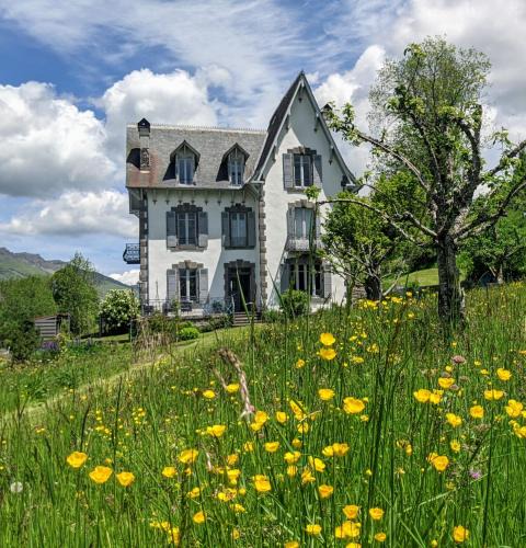 Saint-Cirgues-de-Jordanne Bed & Breakfast | La Maison Normande