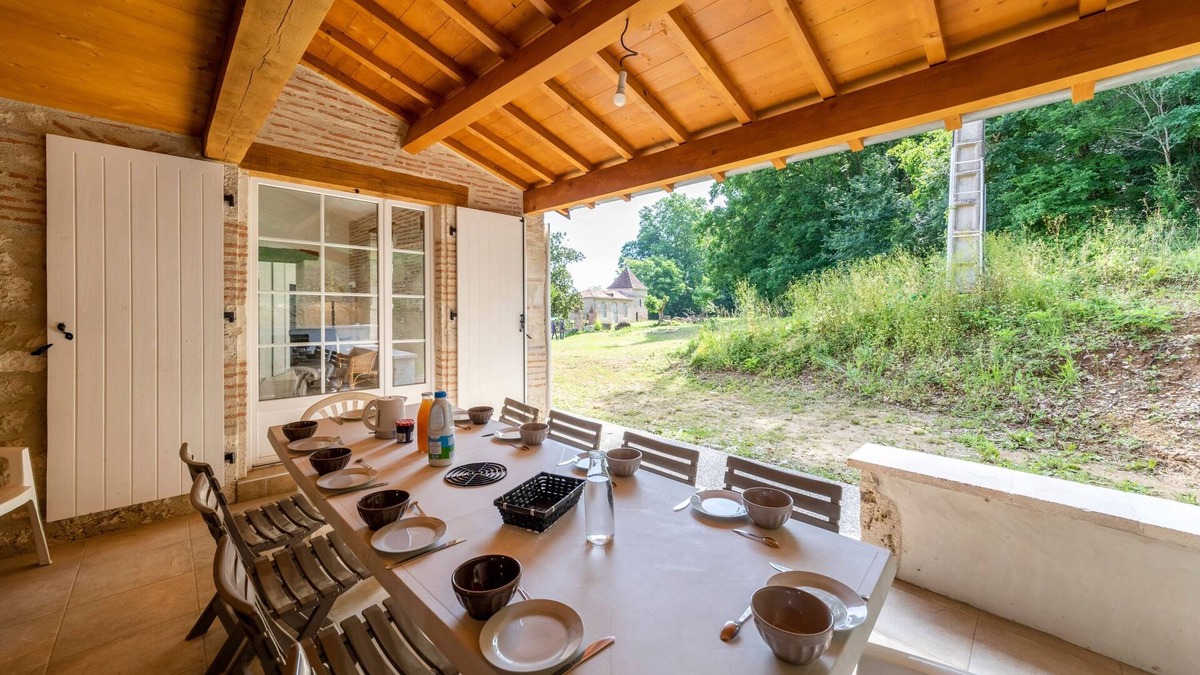 Sainte-Livrade-sur-Lot House | La maison dans la nature - Cadre exceptionnel au bord de cours d'eau