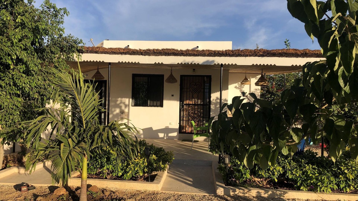 La Somone House | La Maison Aziz, air-conditioned & quiet. 15mn walk from Somone village center
