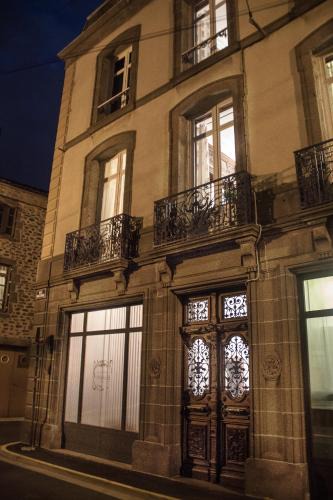 Saint-Flour Bed & Breakfast | La Maison d'Adelaïde