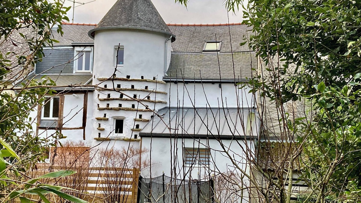 Quimperle House | LA MAISON D'ALPHONSE, 4* Charming, historic center