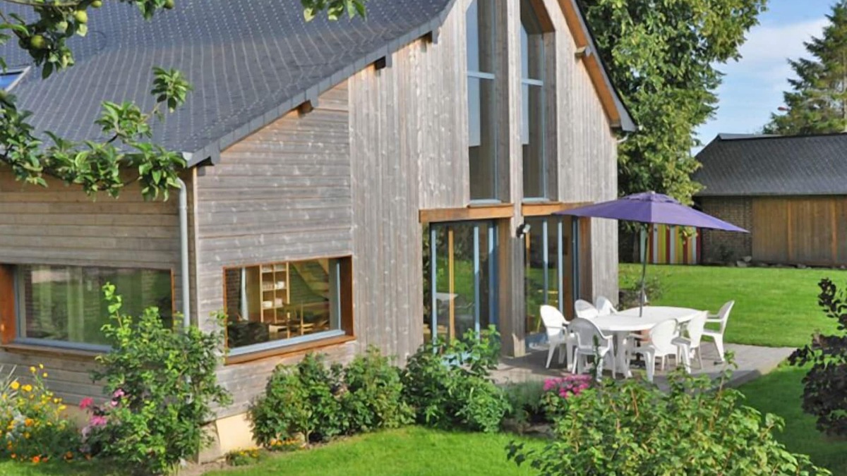 Fresne-le-Plan House | La Maison de Campagne