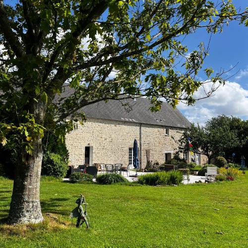 Golleville Bed & Breakfast | La Maison de la Hulotte