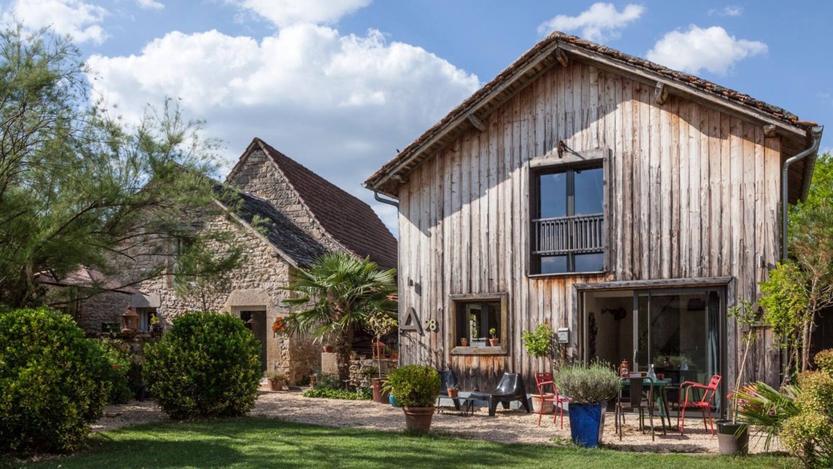 Salles-Courbaties Bed & Breakfast | La Maison de Louna