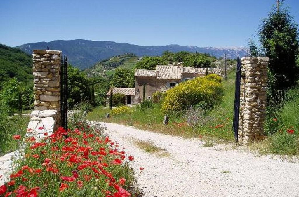 Montbrun-les-Bains Bed & Breakfast | La Maison de Marguerite