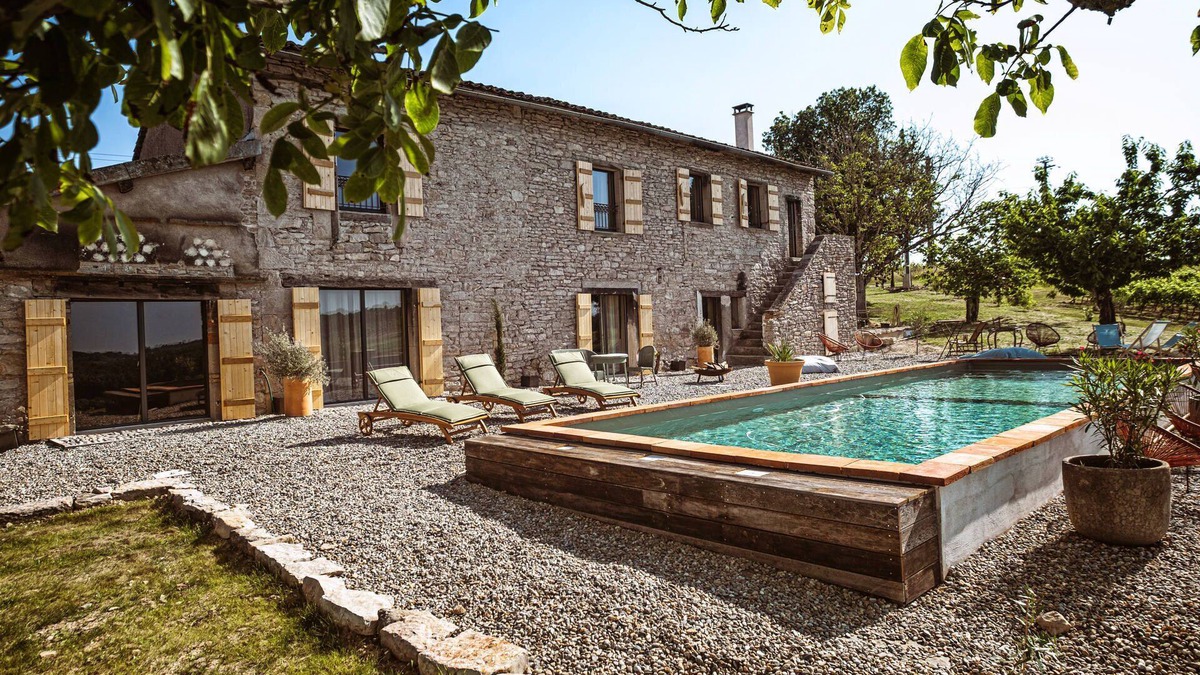 Puycelci House | 'La Maison De Romain' House – Vineyard Views, Pool & Family Comfort