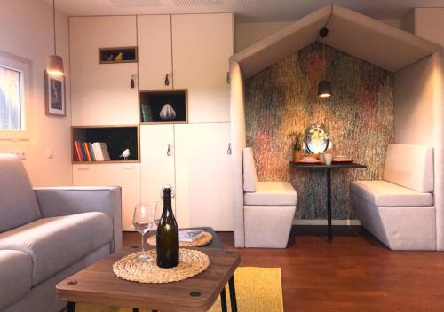 Messigny-et-Vantoux Apartment | LA MAISON DES BOIS D'OCRE - Gîte Appart Design - Clim Pkg Wifi Jardin à 10mn de Dijon