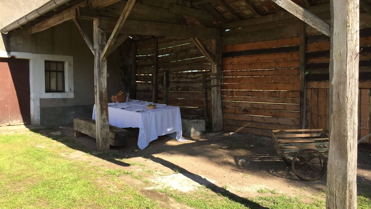 Melay Other | La Maison du Bûcheron Etre Tranquile et Authetique Dans la Campagne
